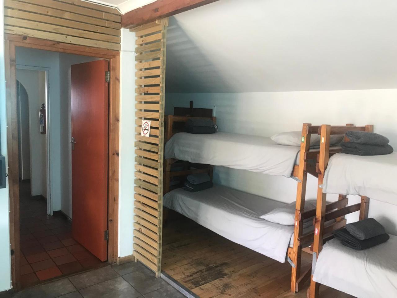 Albergo For Backpackers بليتنبيرغ باي المظهر الخارجي الصورة